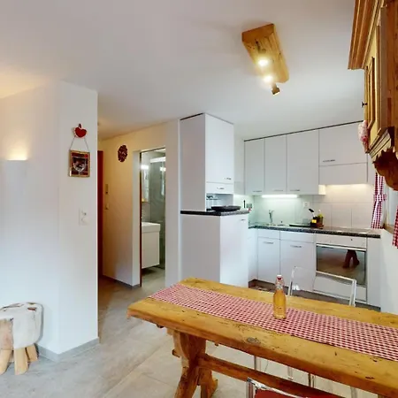 Abitaziun Nidino - *